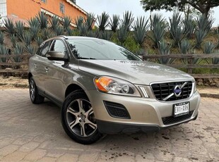 Volvo XC60 2.0 T Addition At