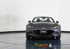 Auto Mazda MX5 2017 de único dueño en buen estado