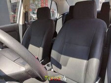 Auto Nissan Tiida 2018 de único dueño en buen estado