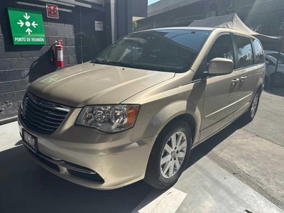 Chrysler Town & Country 3.6 Touring Mt