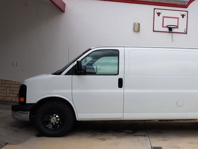 Chevrolet Express Cargo Van 8 Cil