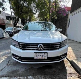 Volkswagen Passat 2.5 Comfortline At