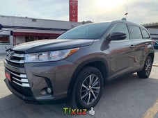 Toyota Highlander 2019 XLE