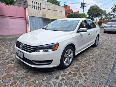 Volkswagen Passat 2.5 Sportline L5 At