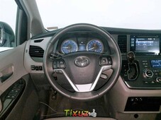 Se pone en venta Toyota Sienna 2017