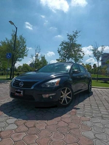 Nissan Altima 3.5 Exclusive V6 Mt