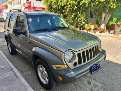 Jeep Liberty Limited 4x4 At