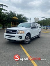 Ford Expedition XLT 2017