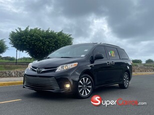 Toyota Sienna XLE Premium 2019