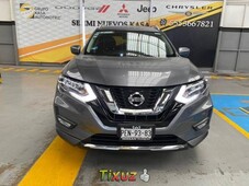 Auto Nissan XTrail 2018 de único dueño en buen estado
