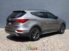 Hyundai Santa Fe 2017 en buena condicción