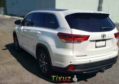 Venta de Toyota Highlander 2018 usado Automatic a un precio de 535500 en La Reforma