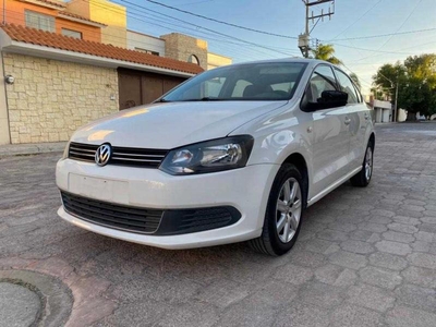 Volkswagen Vento 1.6 Active At