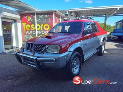 Mitsubishi L 200 2003