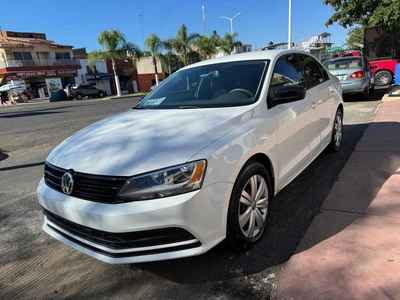 Volkswagen Jetta 2.0 L4 Mt