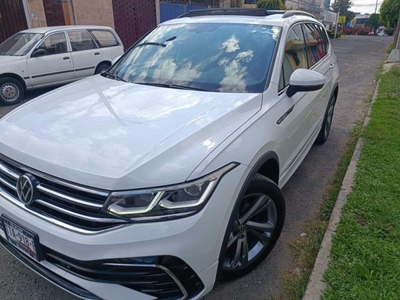 Volkswagen Tiguan 1.4 R-line