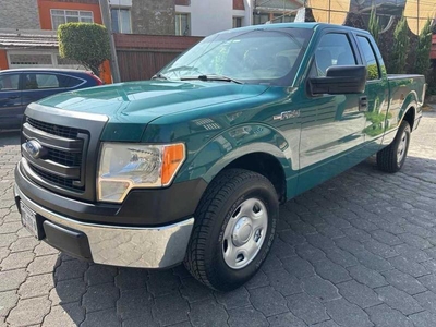 Ford F-150 5.0l Xl Cabina Y Media 4x2 Mt