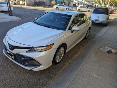 Toyota Camry 2.5 Xle At