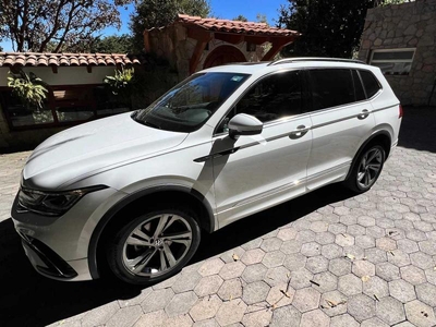 Volkswagen Tiguan 1.4 R-line