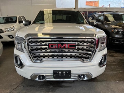 GMC Sierra Crew Cab