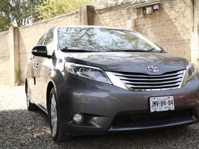 Toyota Sienna 3.5 Limited At