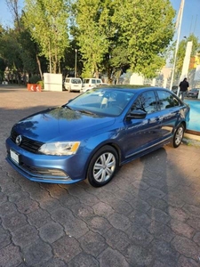 Volkswagen Jetta 2.0 L4 At