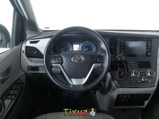 Toyota Sienna 2018 barato en Juárez