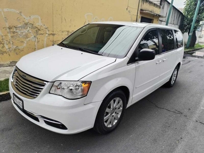 Chrysler Town & Country 3.6 Li Mt