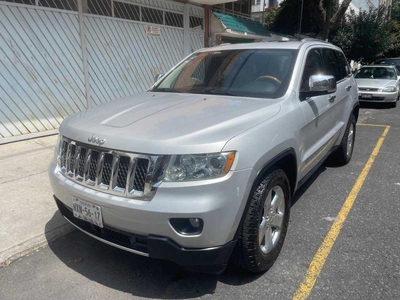 Jeep Grand Cherokee Overland 4x4 Mt