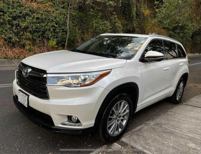 Toyota Highlander 3.5 Limited Panoramic Roof At