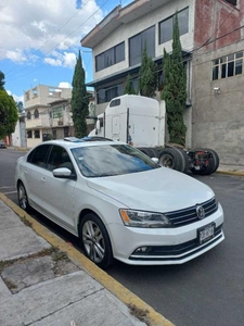 Volkswagen Jetta 2.5 Sportline Mt