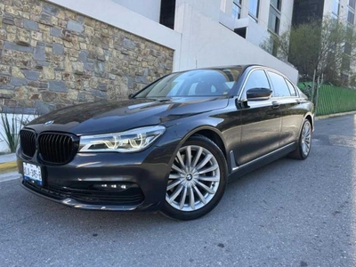 BMW Serie 7 3.0 740ia Excellence At
