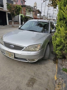 Ford Mondeo Ghia V6