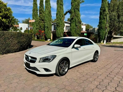 Mercedes-Benz Clase CLA 1.6 200 Cgi Sport At