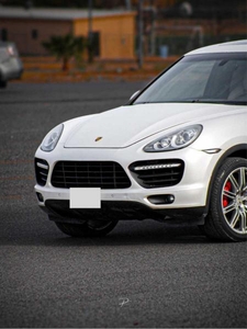 Porsche Cayenne 4.8 V8 Tiptronic Turbo At