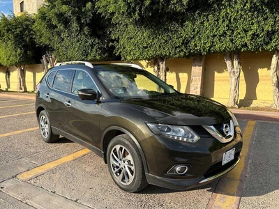 Nissan X-Trail 2.5 Exclusive 2 Row Mt