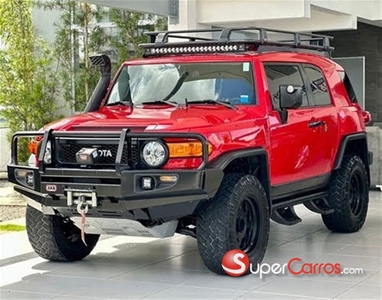 Toyota FJ Cruiser Trail Team 2012