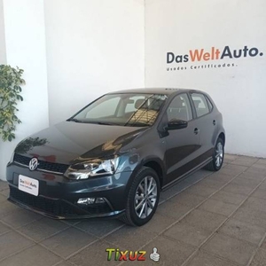 Volkswagen Polo 16 Litros