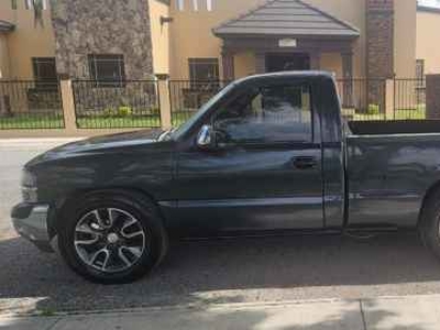 GMC Sierra 2001 6 cil automatica regularizada