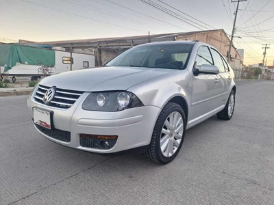 Volkswagen Jetta 2.0 L4 At