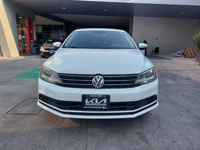 Volkswagen Jetta 2.5 Trendline Mt