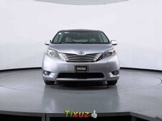 Se vende urgemente Toyota Sienna 2013 en Juárez