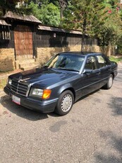 Mercedes Benz 300 E