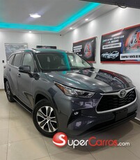 Toyota Highlander XLE 2020