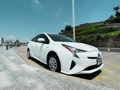 Toyota Prius 1.8 Premium Cvt