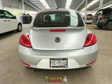 Auto Volkswagen Beetle 2016 de único dueño en buen estado