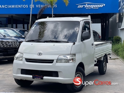 Toyota Town-Ace 2016