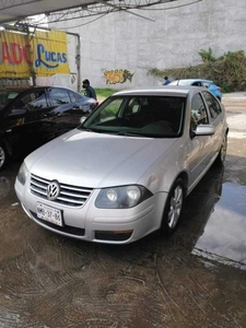 Volkswagen Jetta Clásico 2.0 Team Cl 5vel Aa Mt