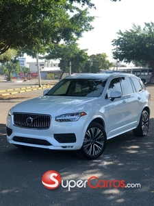 Volvo XC60 Momentum T5 2021