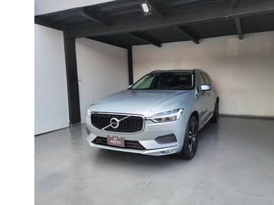 Volvo XC602.0 T5 Momentum At